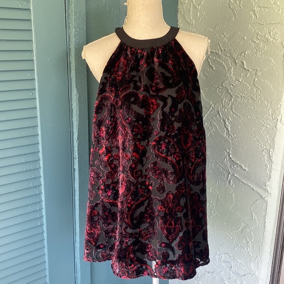 Torrid NWT HALTER TUNIC TANK - BURNOUT VELVET PAISLEY Torrid SZ 0=12 in women’s - Picture 1 of 12